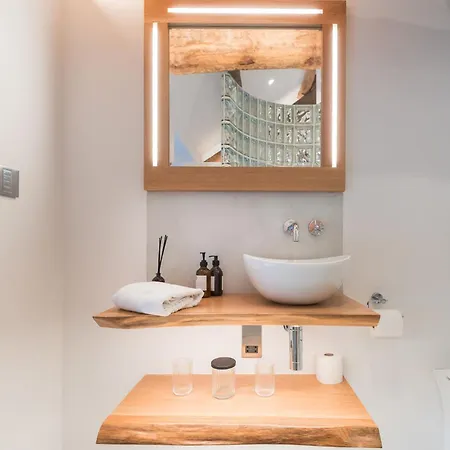 Carden Laithe By Birch Cracoe